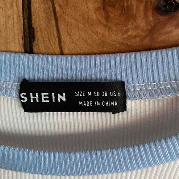 Ribbed crop - Picture 2 of 2